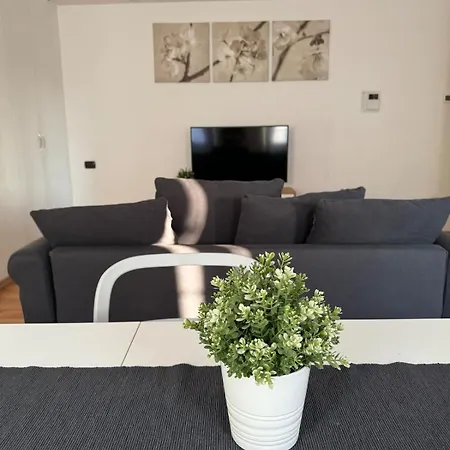 Design Apt on Navigli-2